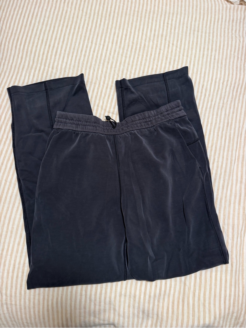 Women’s Black Drawstring Lounge Pants